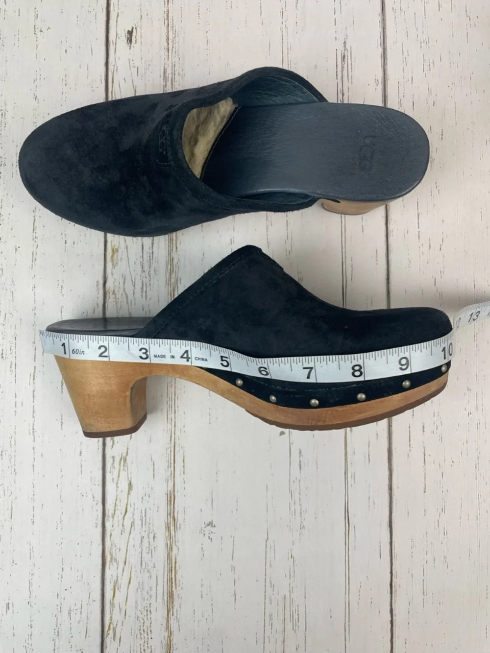 UGG Abbie Clog - Picture 14 of 16